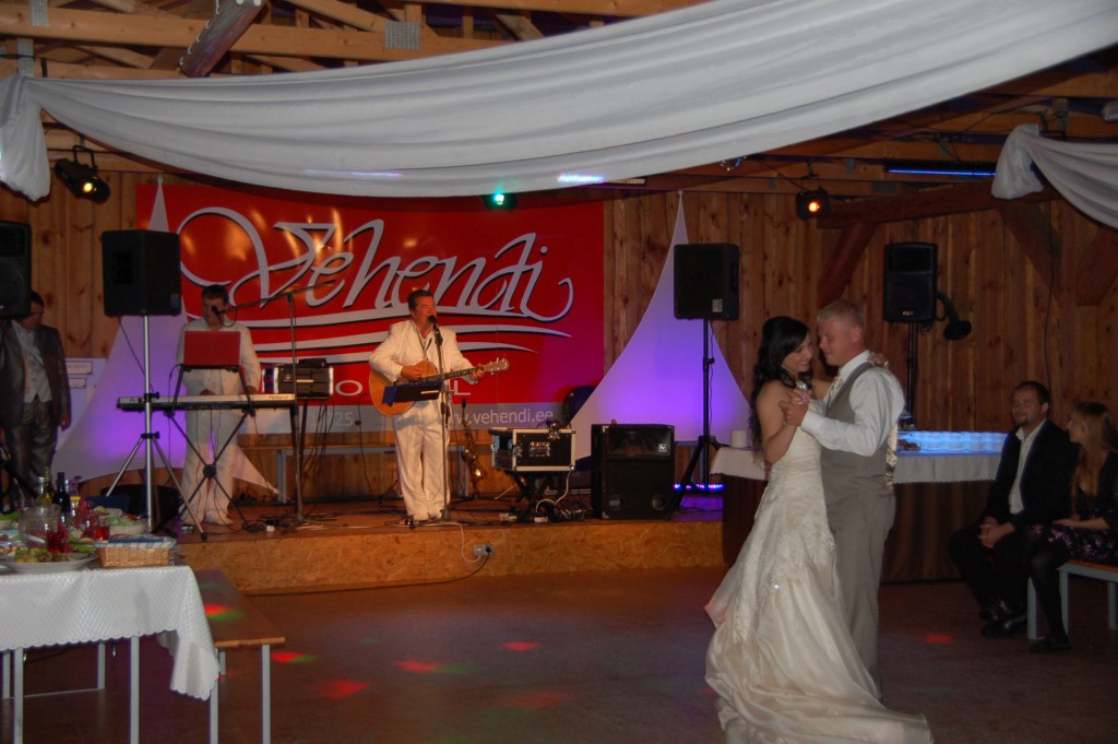 Karl Madis Külalistemajas Vehendi Motell