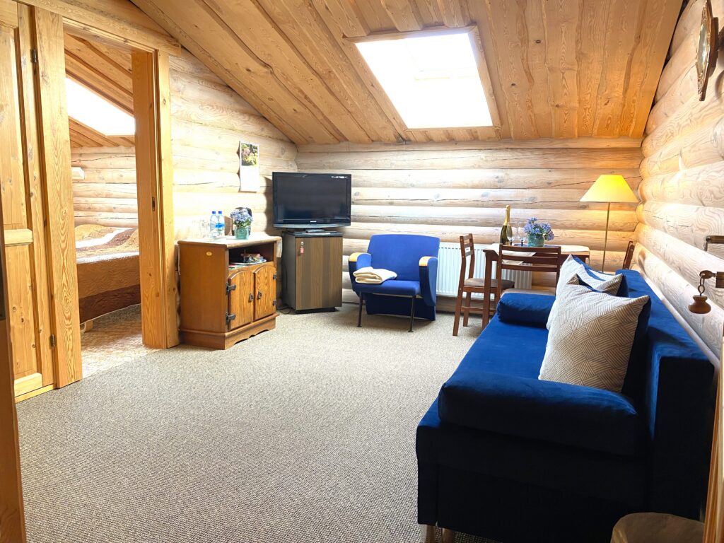 Neptuni sviit, elutuba